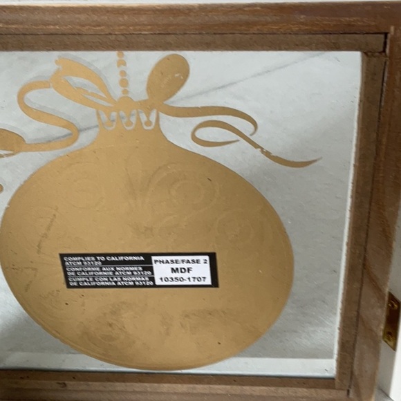 Gold and White Joy Wall Decor - Picture 5 of 5